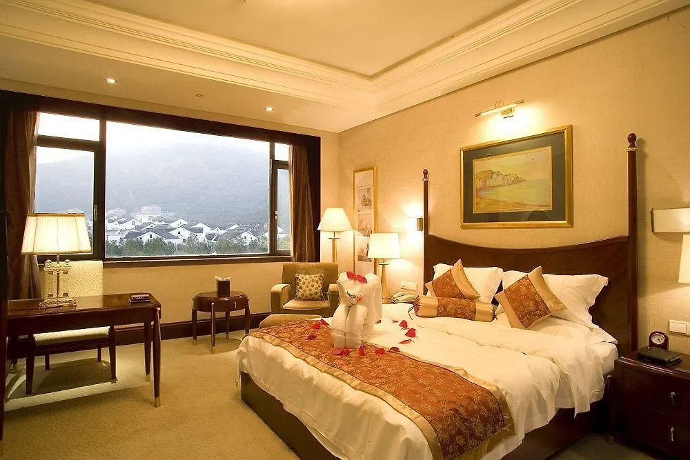 Dongshan Hotel Suzhou  5*, Suzhou (Jiangsu)