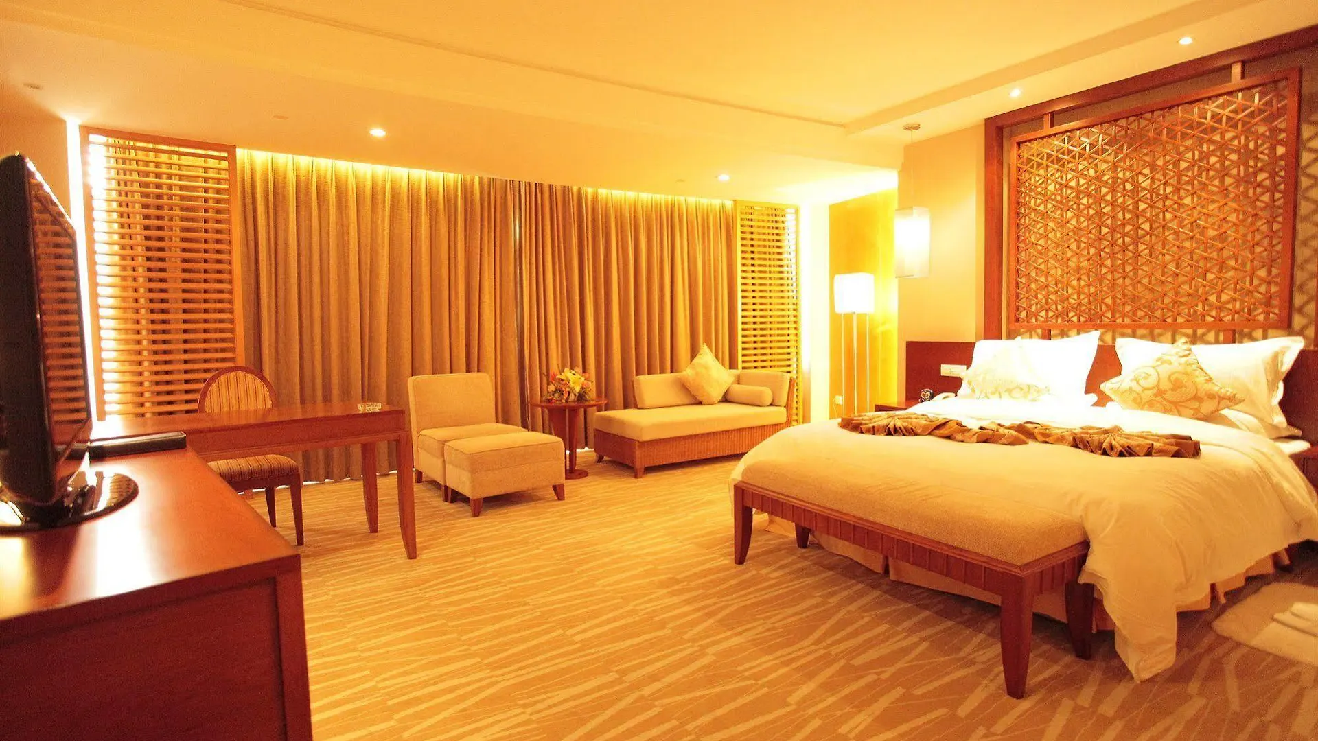 Dongshan Hotel Suzhou  China